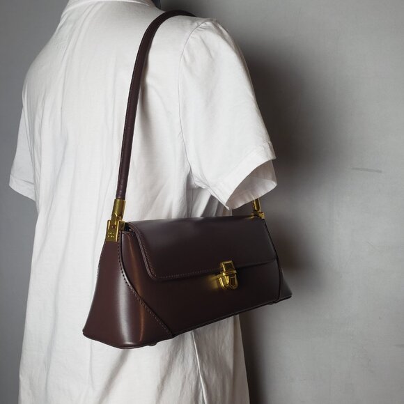 Tomato Potato Baguette Style Shoulder Handbag Brown with Gold Accents 11"x5"x4" - Picture 3 of 14